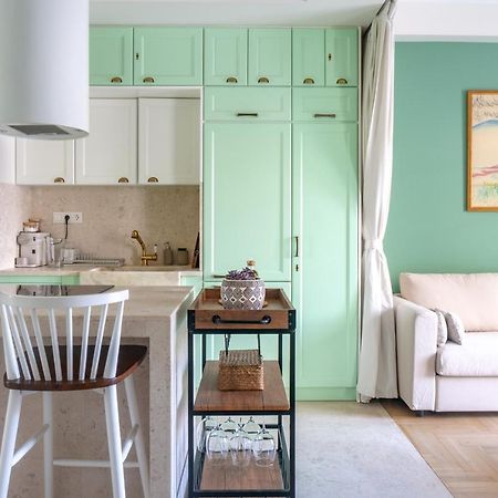 Appartamento Tiffany'S Luxury 2Br With Acropolis View Atene Esterno foto