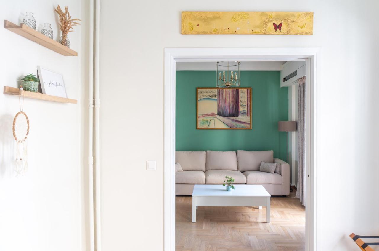Appartamento Tiffany'S Luxury 2Br With Acropolis View Atene Esterno foto
