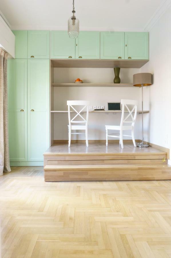 Appartamento Tiffany'S Luxury 2Br With Acropolis View Atene Esterno foto